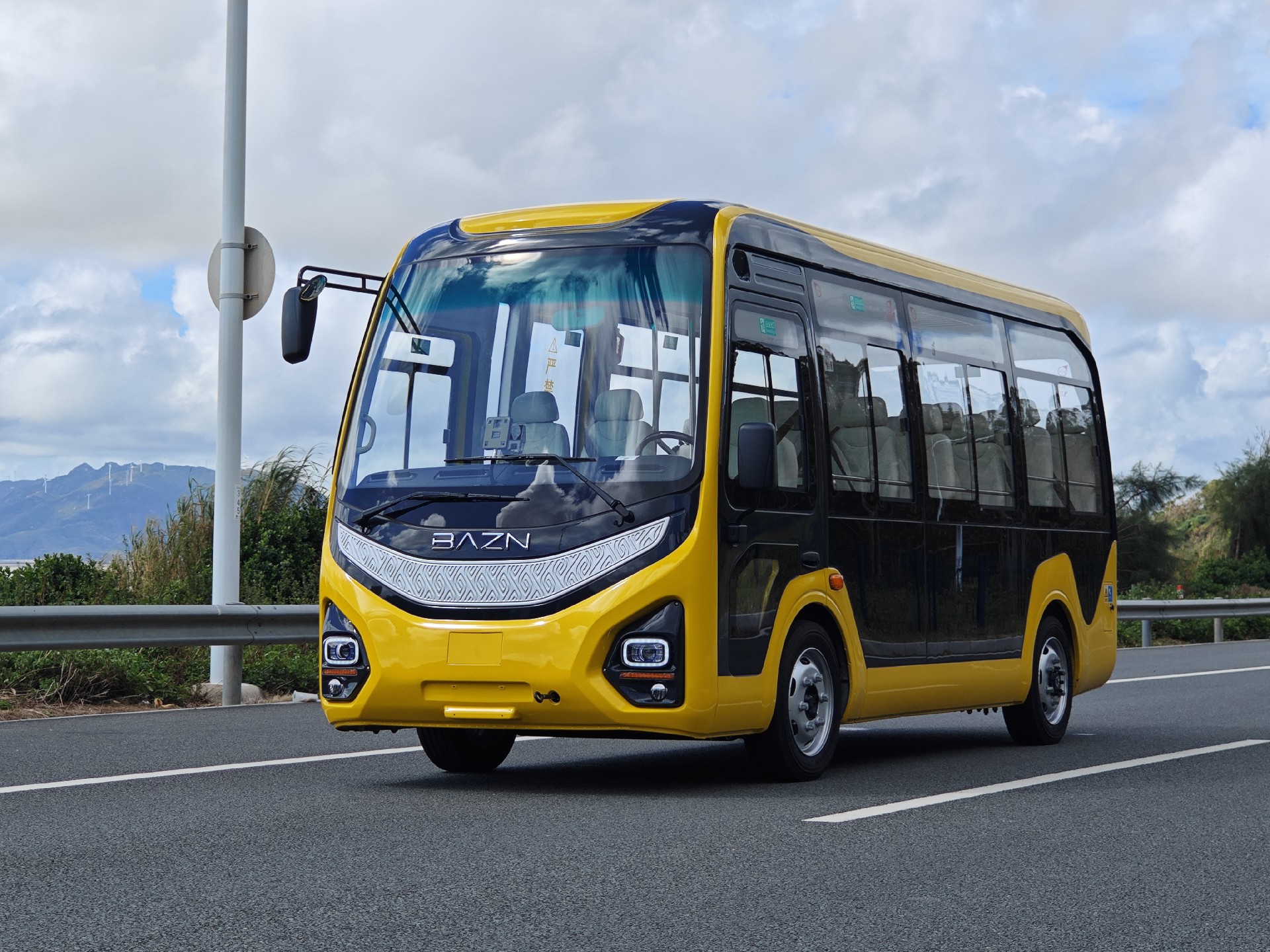 电动营运小巴士